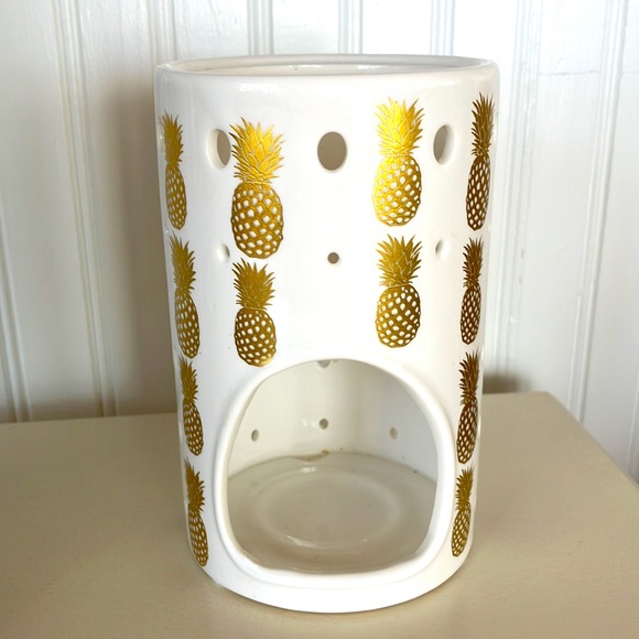 NWOT Yankee Candle Luminary Tea Light Ceramic Holder & 4 Tea Light Candles - Picture 7 of 12